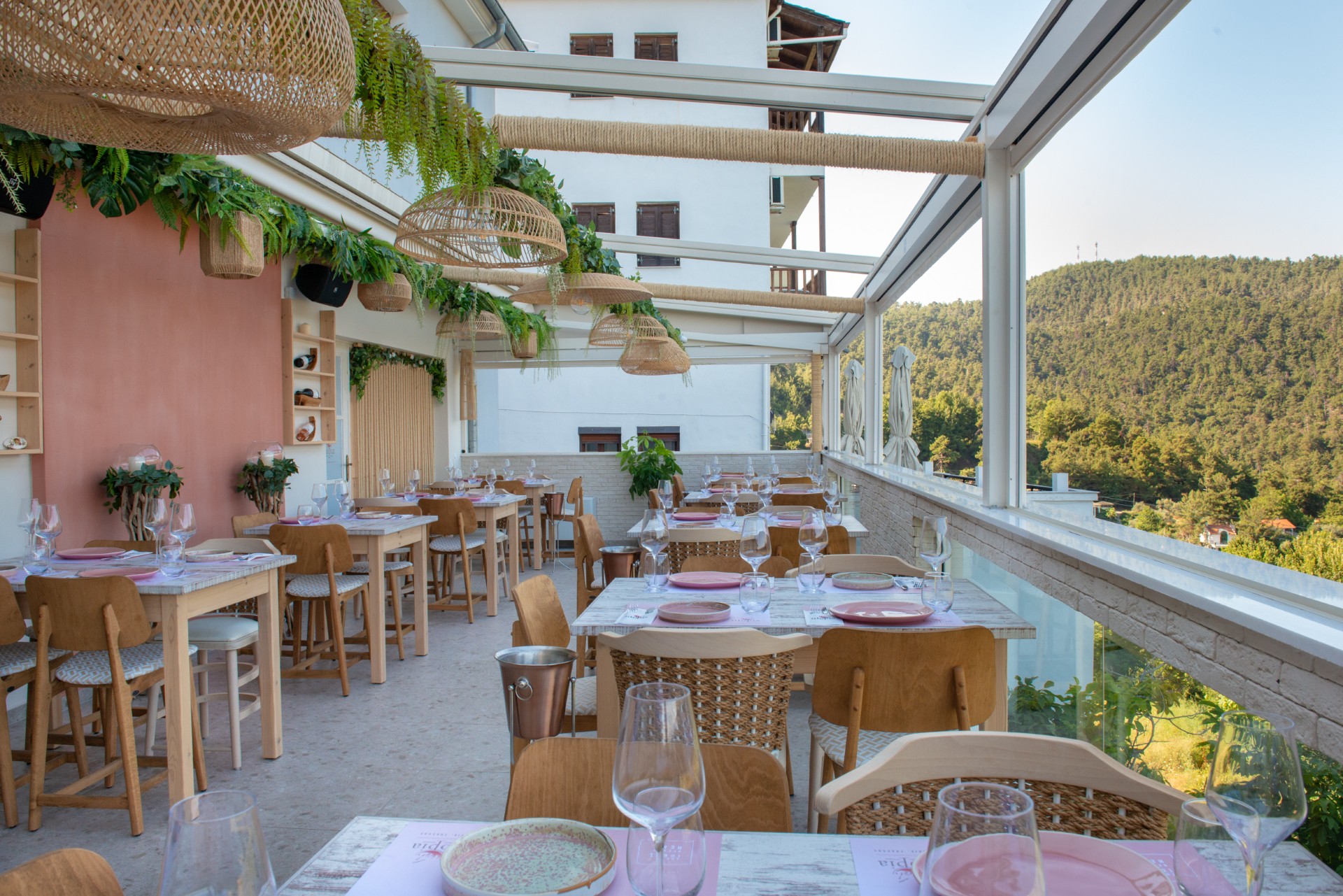 Utopia Restaurant: Μια απρόσμενη γαστρονομική έκπληξη - FlagInLife